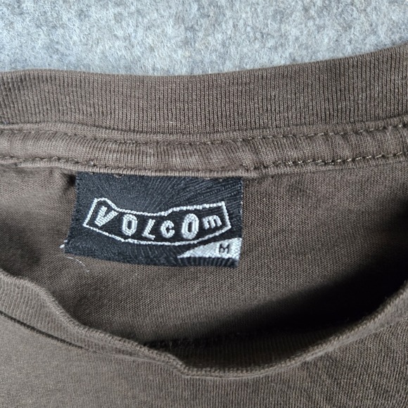 Volcom Shirt Mens Medium Brown Graphic Print Short Sleeve Y2k Skate Lightweight - Picture 4 of 11